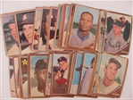 1962 Topps Starter Set 113/598 (18.9%) including HOF Jim Kaat and Gaylord Perry rookie (LOW GRADE)
