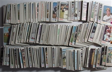 Lot of 4400 1973 Topps Baseball Cards #2-660