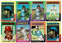Lot of 1005 1975 Topps Baseball Cards with George Brett and Robin Yount Rookies 